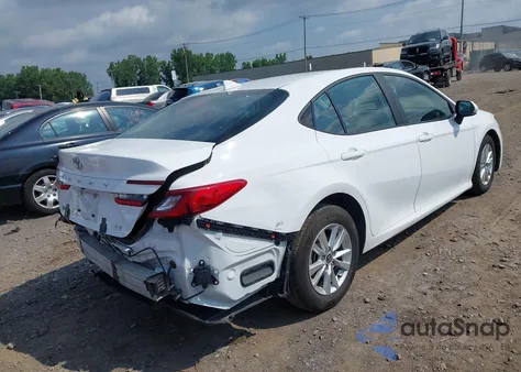 2025 Toyota Camry Le из США, поврежденный, VIN 4T1DAACK3SU519438